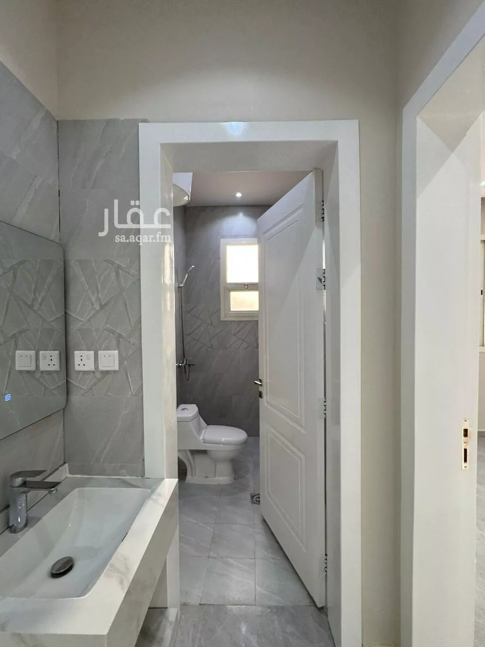 9 bedroom villa in Al Janadriyah, Riyadh 22