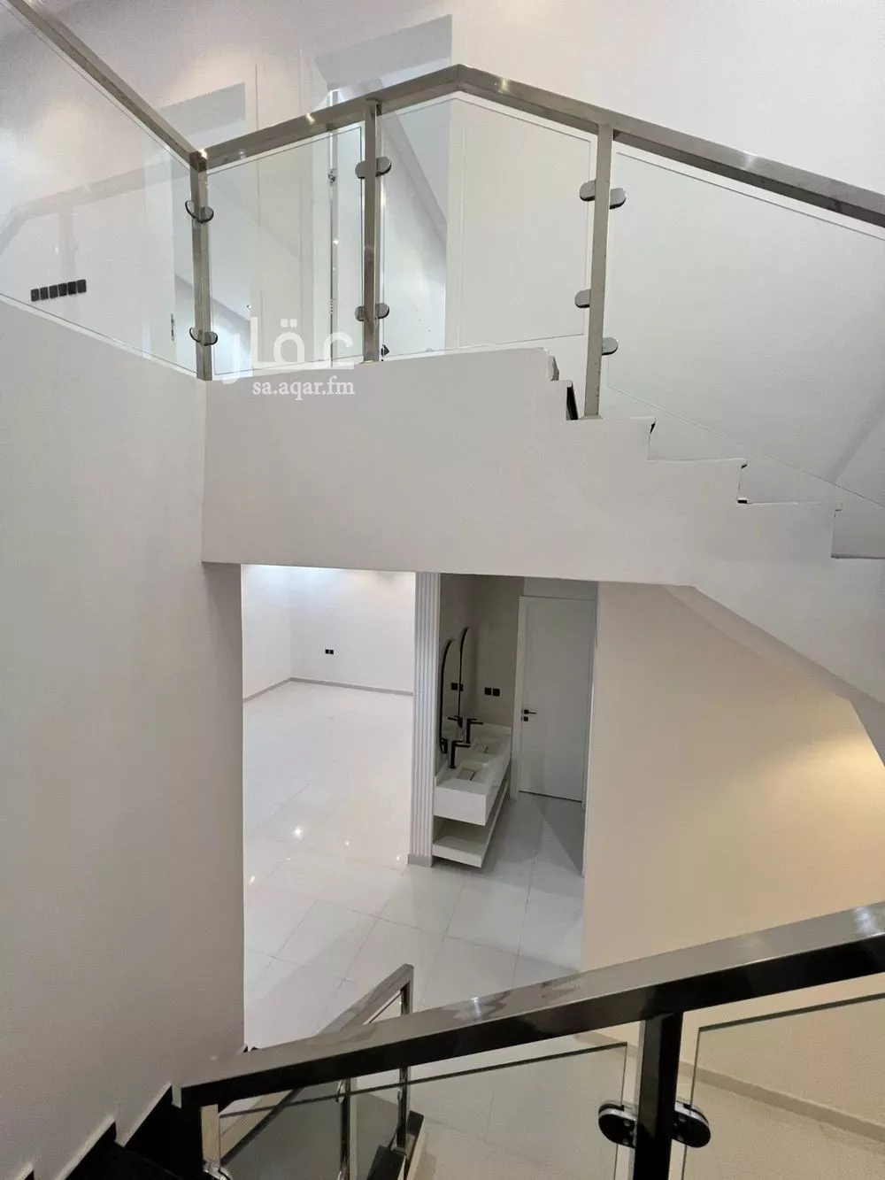 شقة 10 غرف في الجنادرية 4