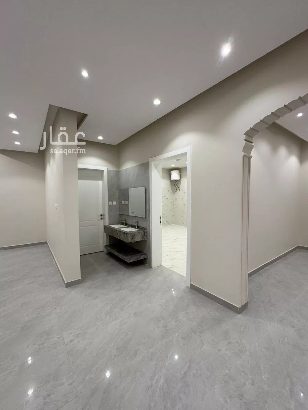 9 bedroom villa in Al Janadriyah, Riyadh 12