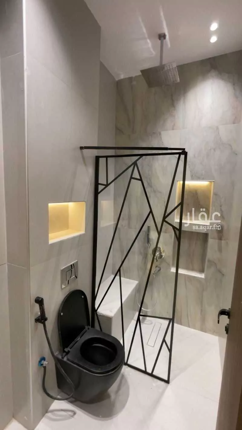 7 bedroom villa in Al Quraynah, Jeddah 9