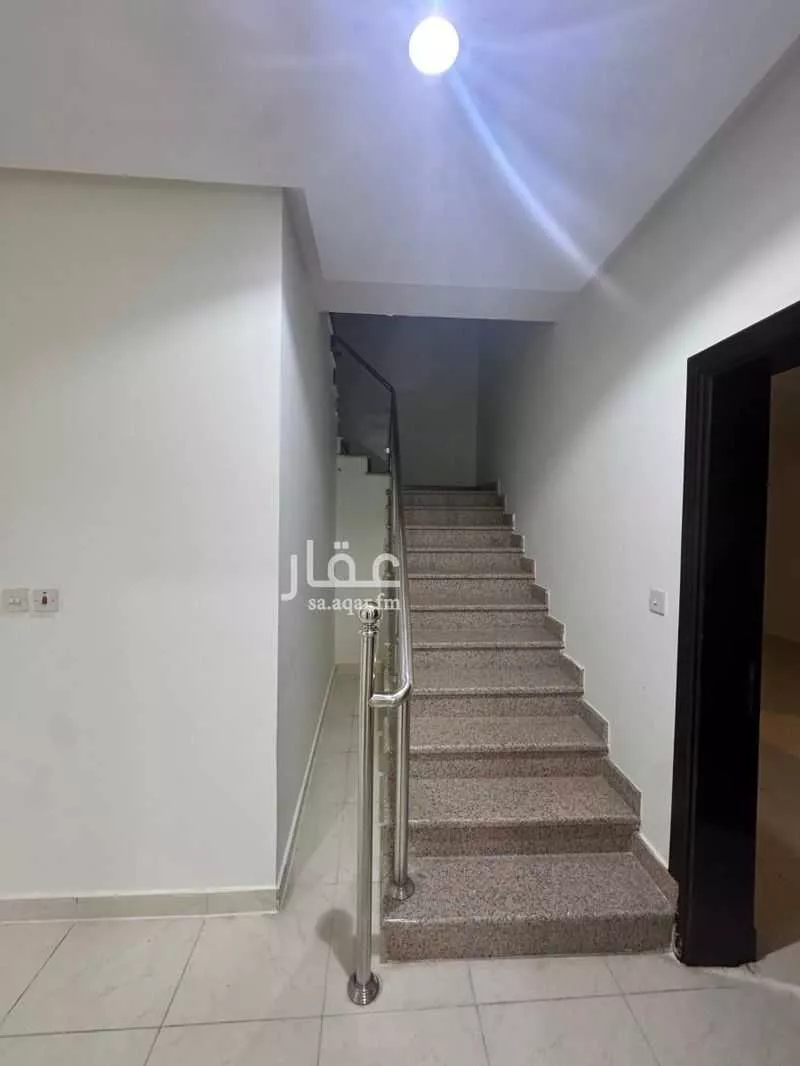 شقة 5 غرف في الندى 5