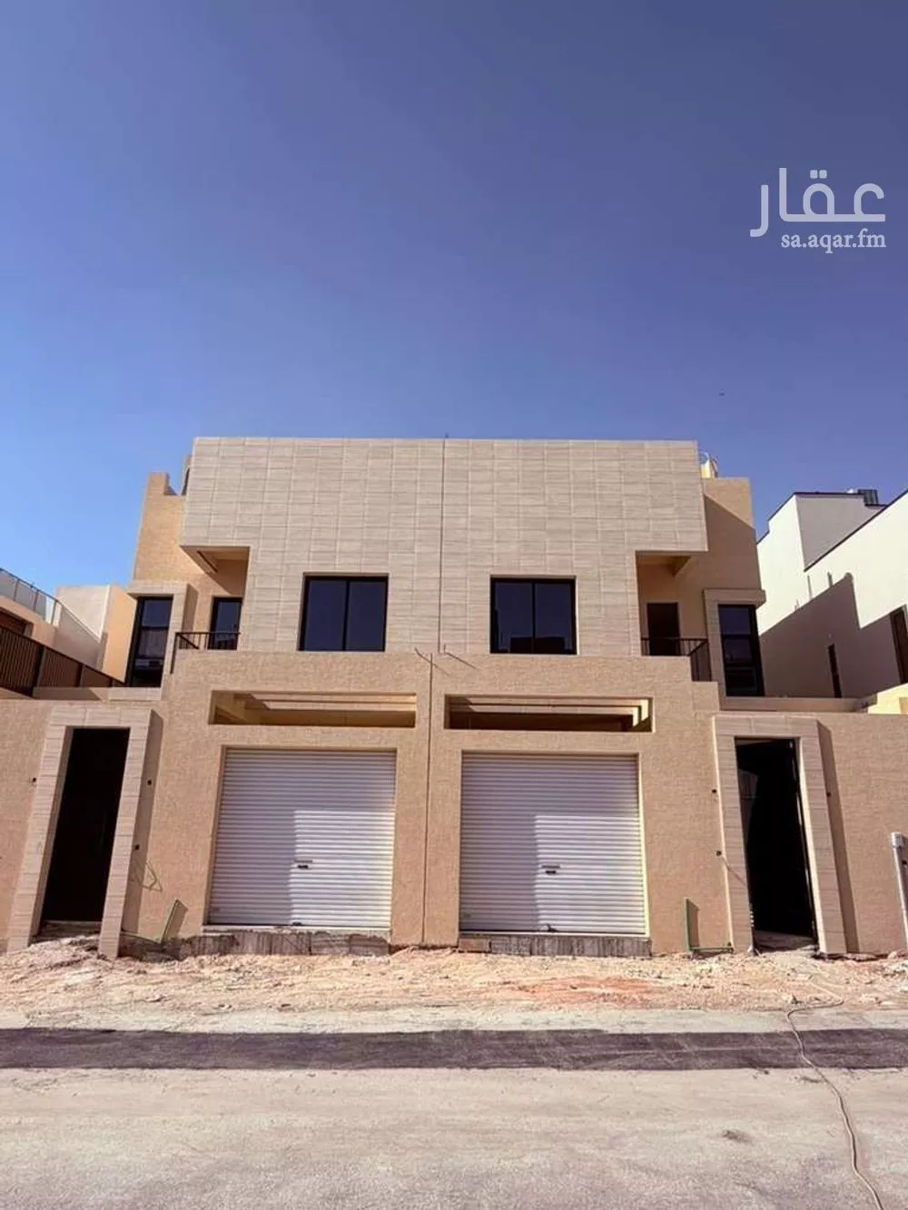 فيلا 6 غرف في النرجس 1