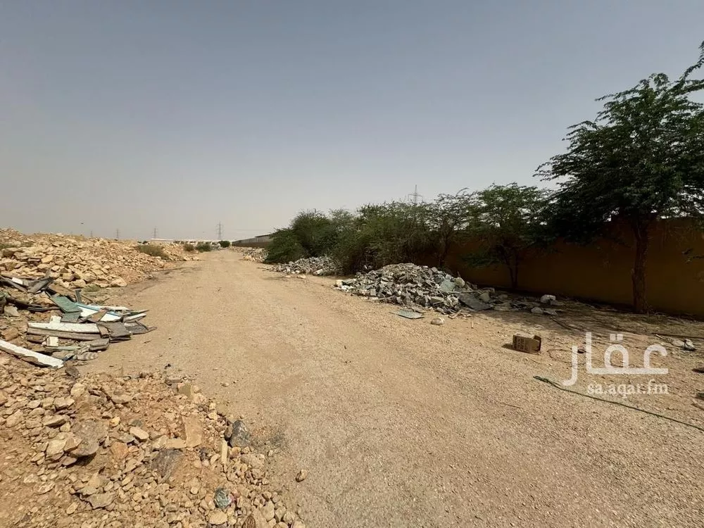أرض 7700 م² في عكاظ 3