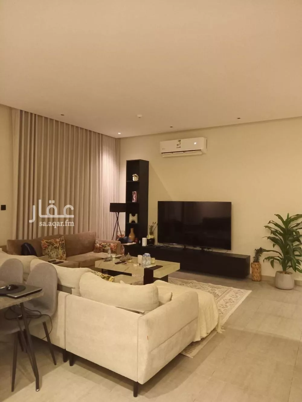 شقة 3 غرف في الملقا 2