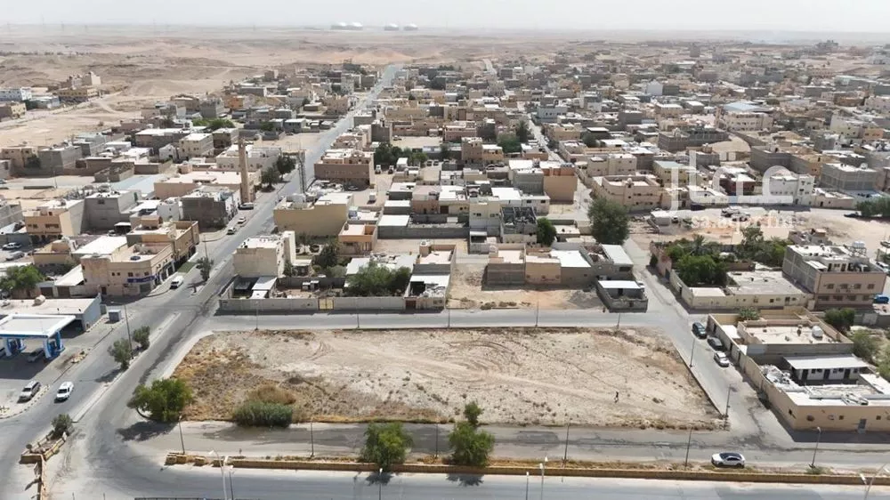 أرض 3813 م² في الغنامية 2