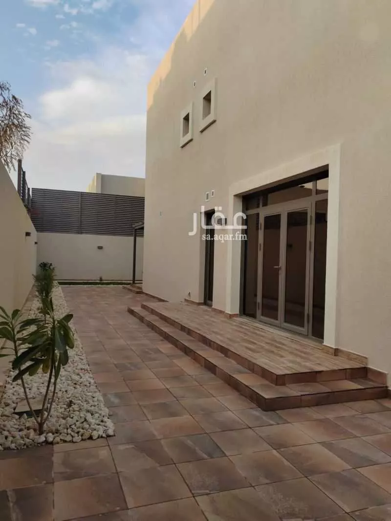 فيلا 4 غرف في الرمال 2