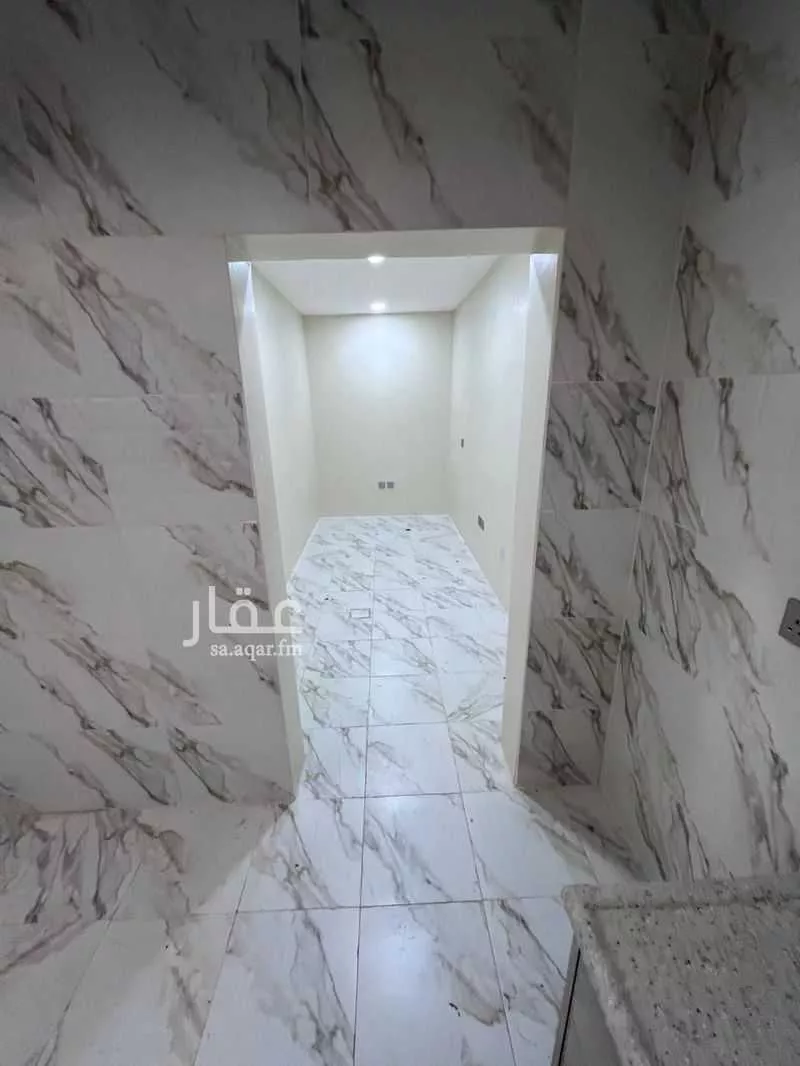 عقار 5 غرف في الناصرية، الدمام 15