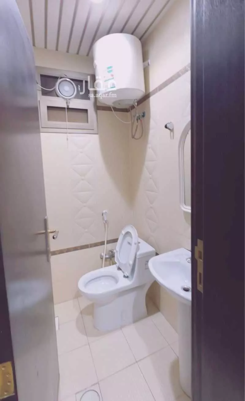 شقة 1 غرف في العليا 4