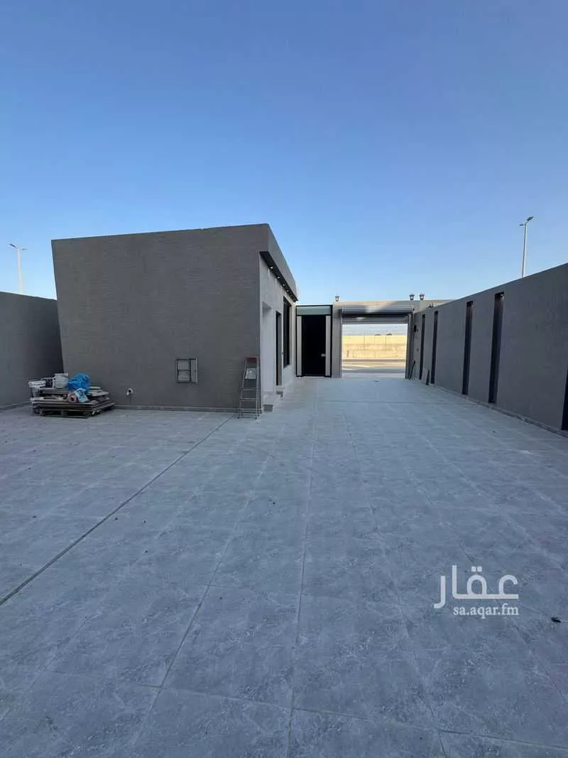 فيلا 6 غرف في الامواج 4