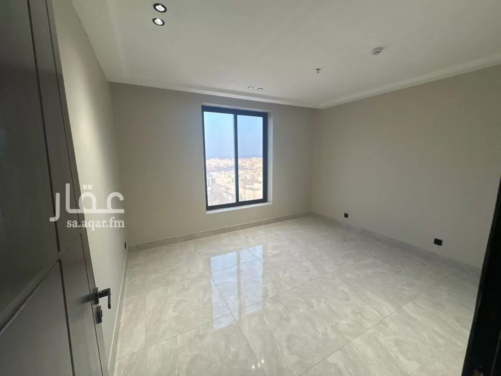 4 bedroom apartment in Ash Shati Al Gharbi, Eastern Province 11