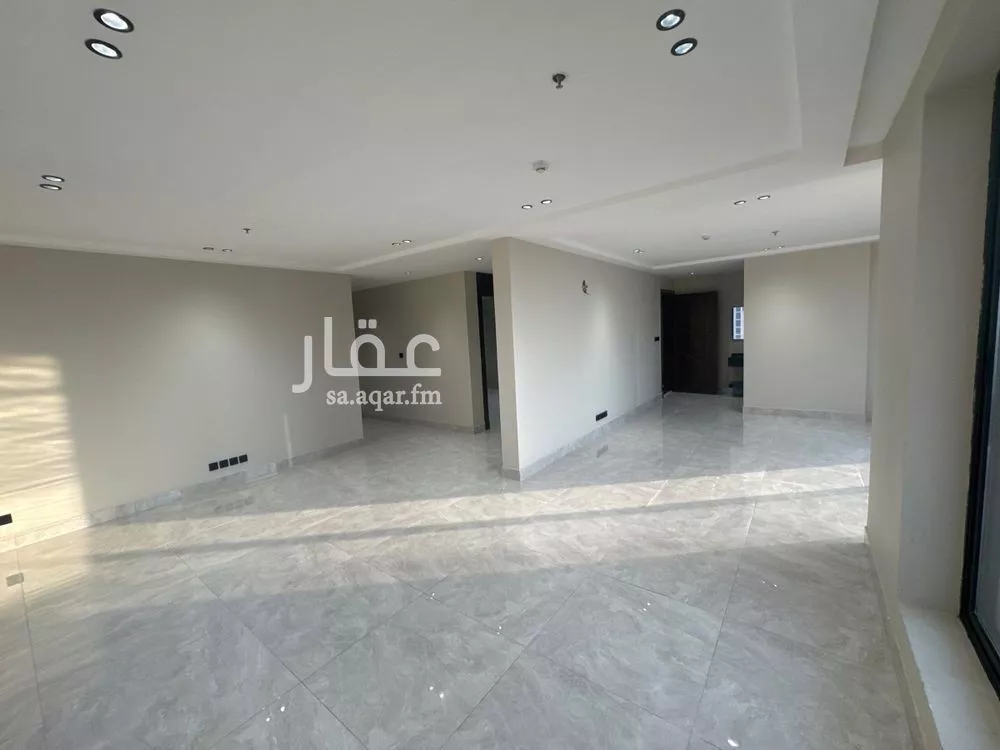 4 bedroom apartment in Ash Shati Al Gharbi, Eastern Province 5