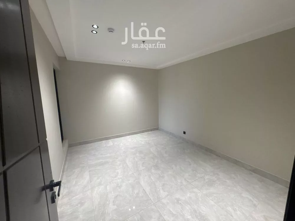 4 bedroom apartment in Ash Shati Al Gharbi, Eastern Province 12