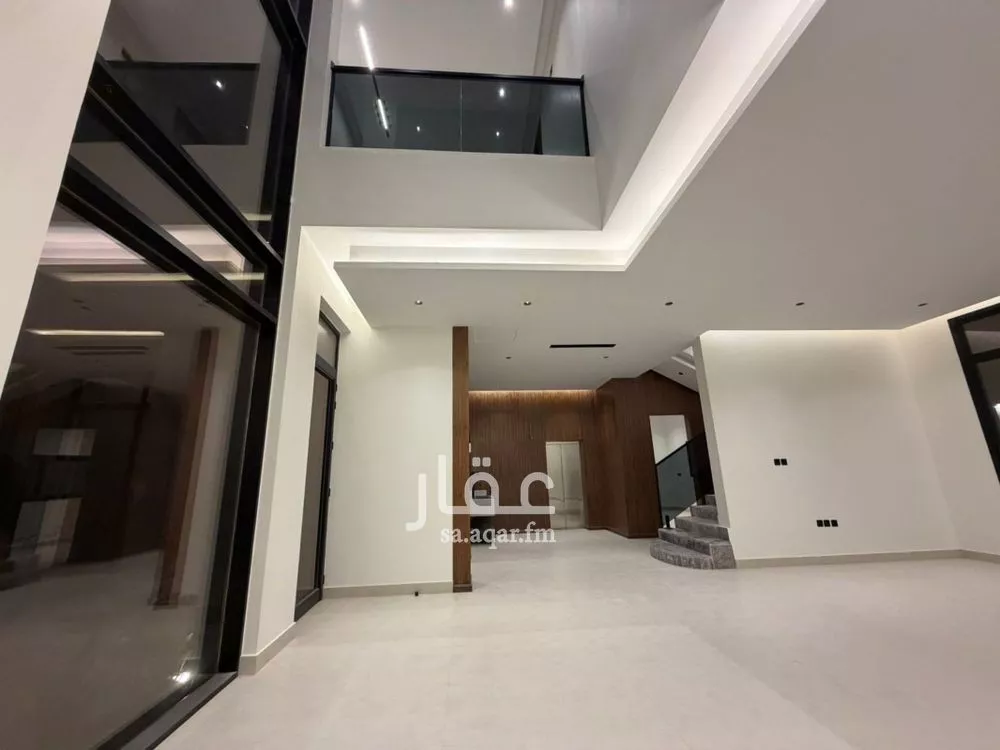 فيلا 5 غرف في النرجس 4