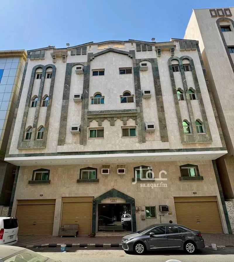 عمارة 504 م² في الجامعة 1