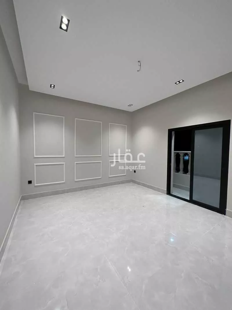 5 bedroom apartment in Al Buhayrat 4