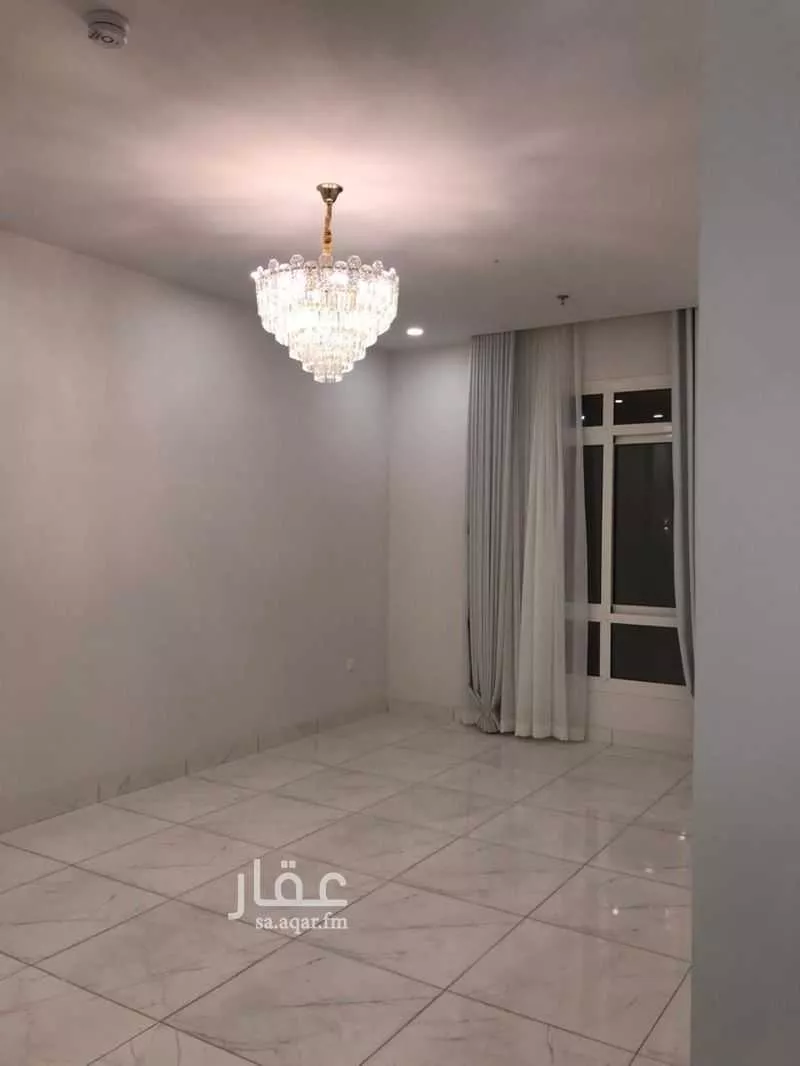 شقة 2 غرف في الحمرا 4