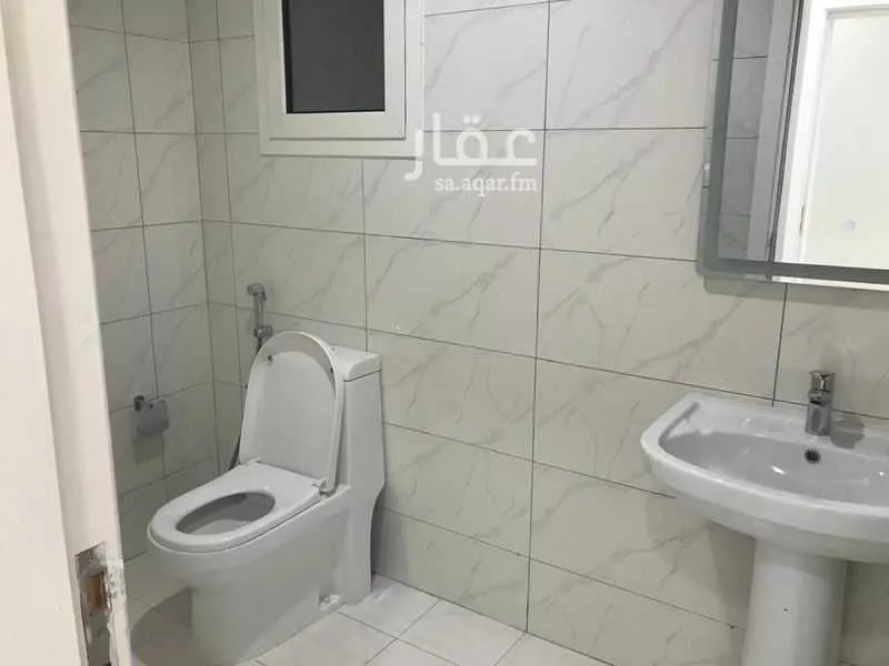 شقة 2 غرف في الحمرا 3