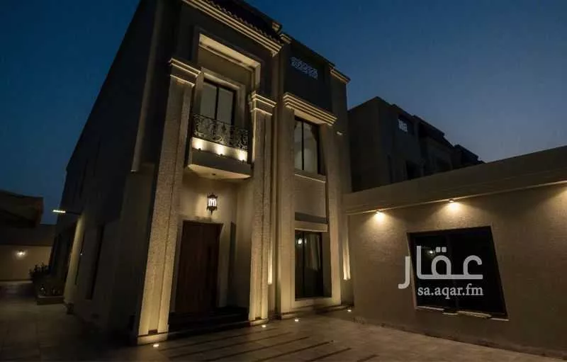 فيلا 7 غرف في البحيرة 4