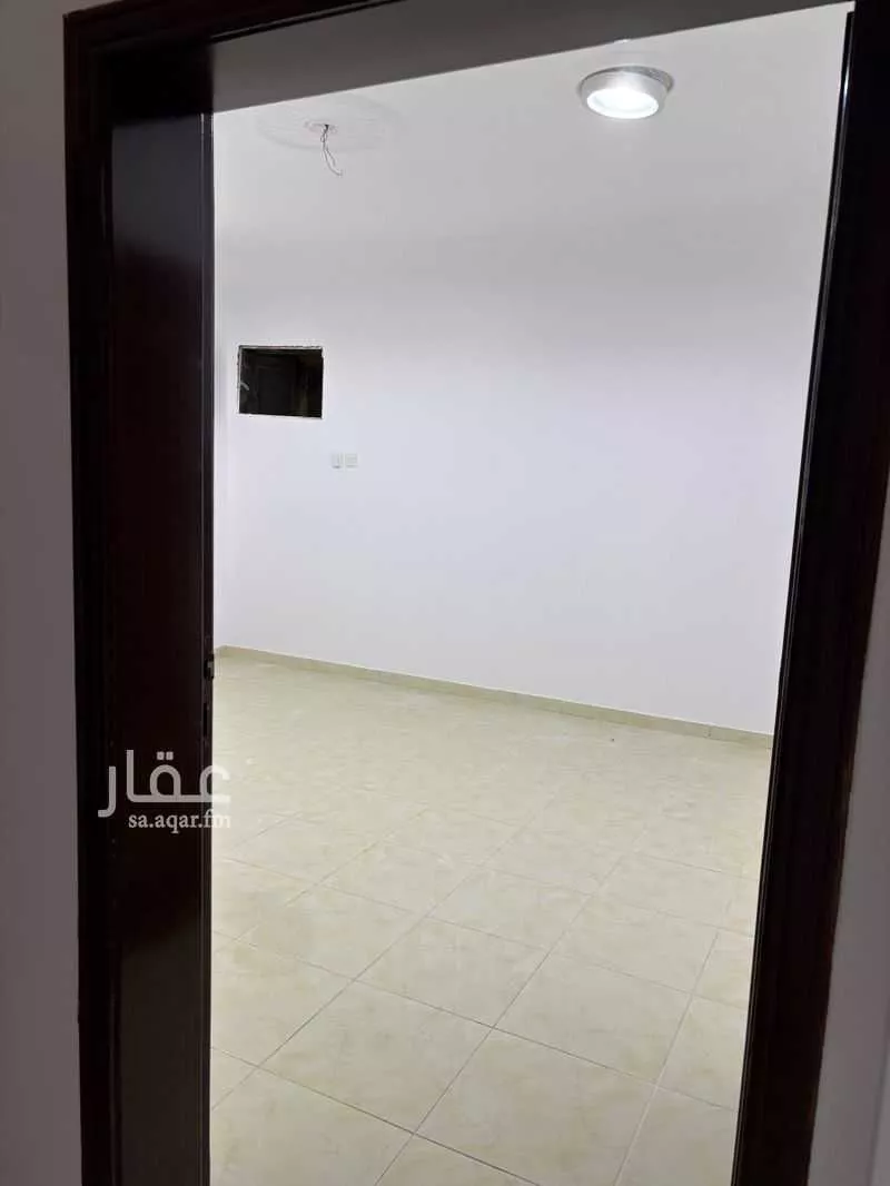 شقة 5 غرف في البحيرات 2