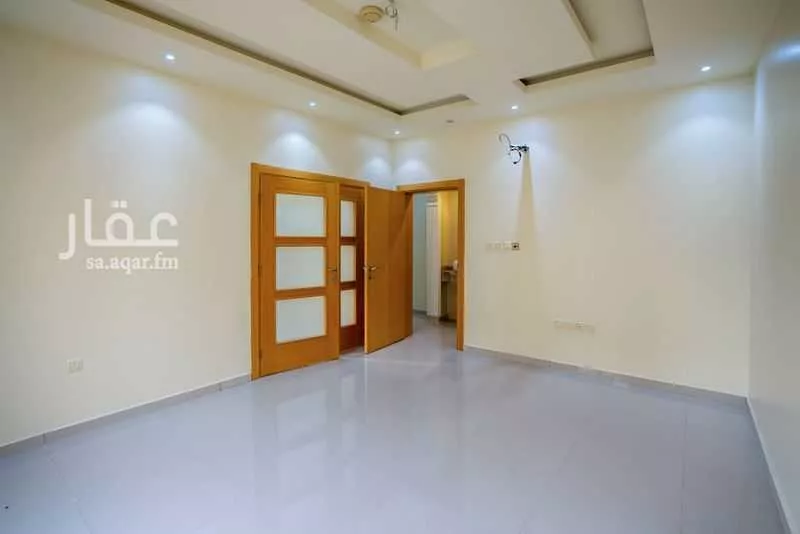 شقة 5 غرف في النسيم 3