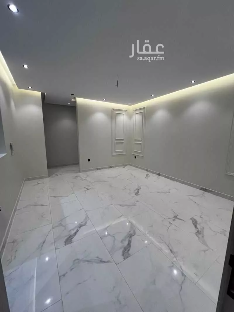 شقة 4 غرف في طيبة 4