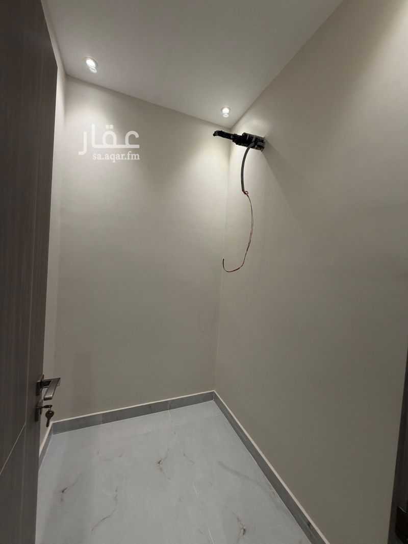 6 bedroom apartment in Quba, Jeddah 8