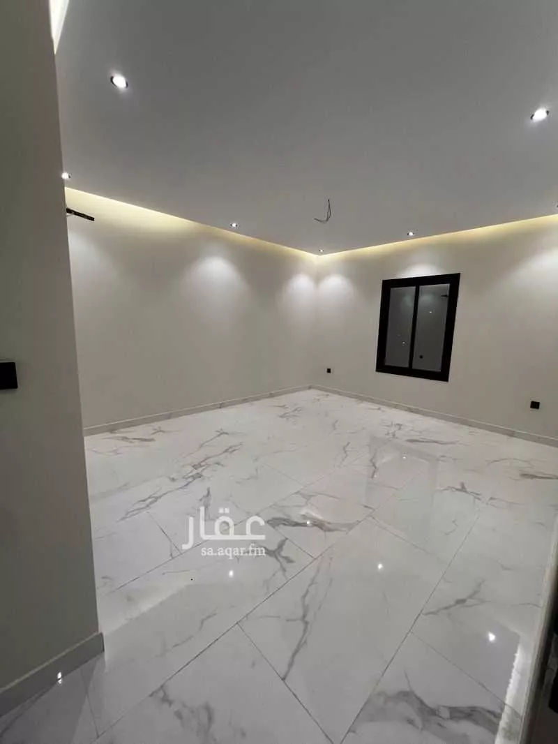 شقة 4 غرف في طيبة 1