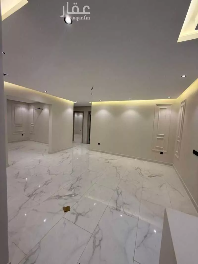 شقة 5 غرف في طيبة 2