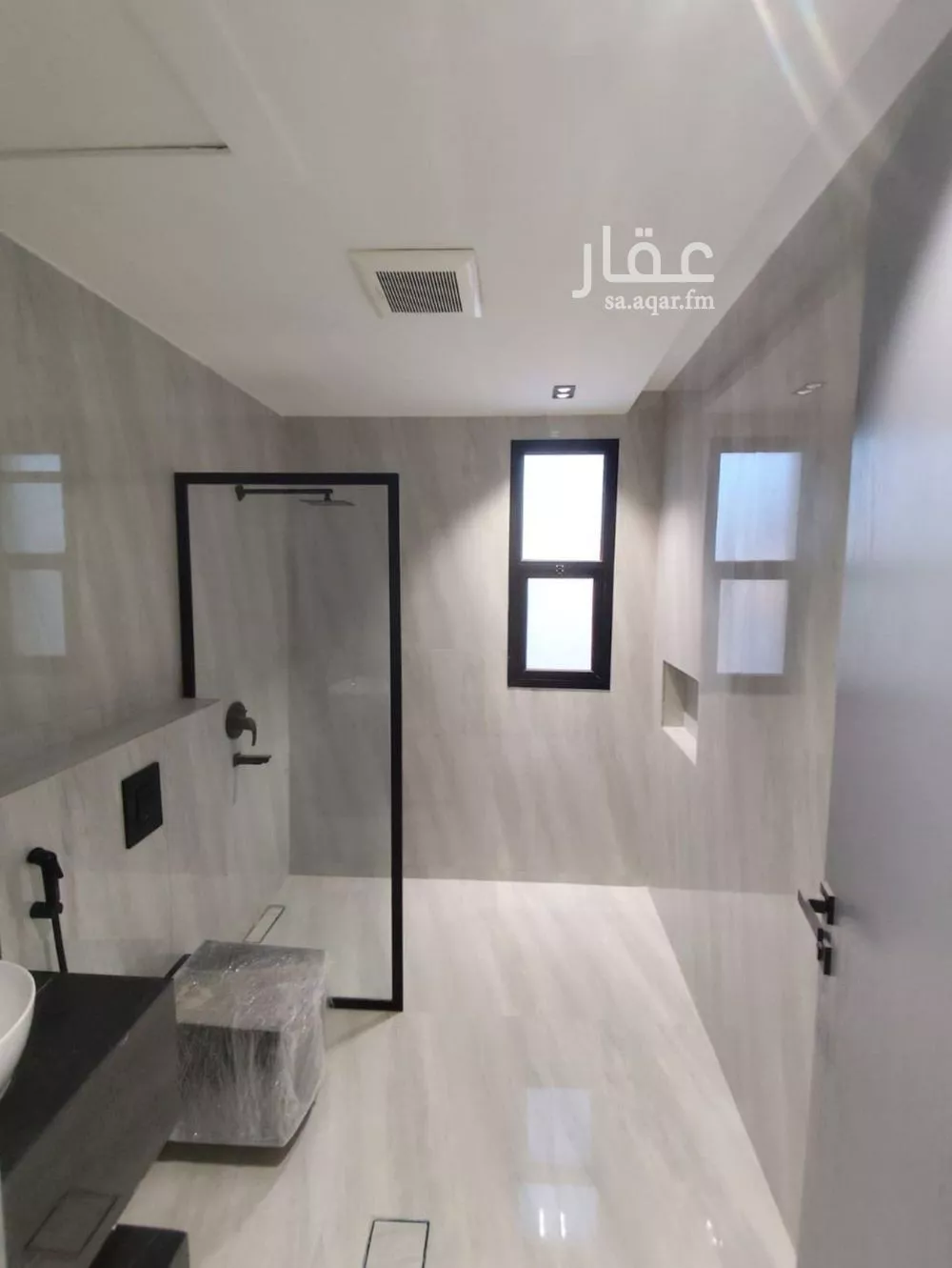 فيلا 5 غرف في عكاظ 2