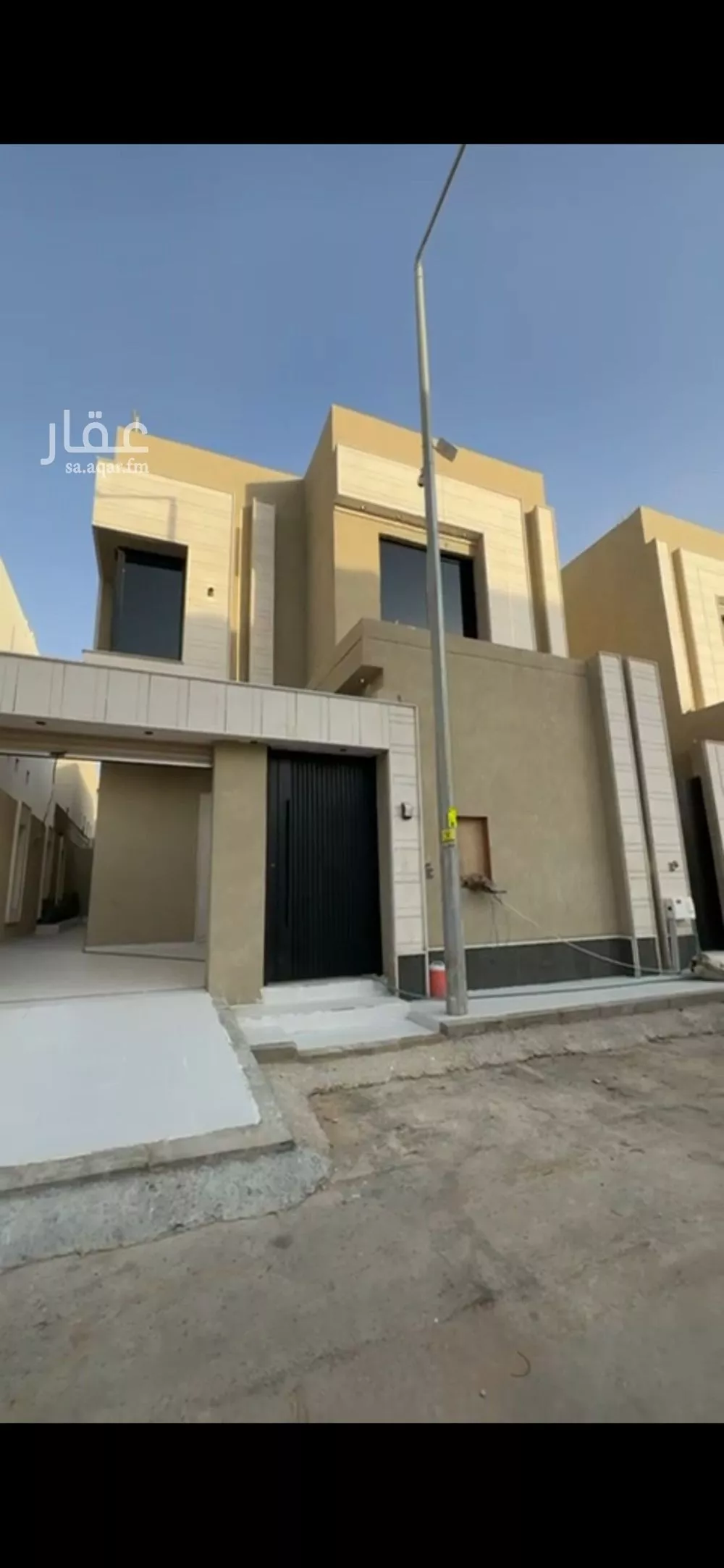 فيلا 8 غرف في الجنادرية