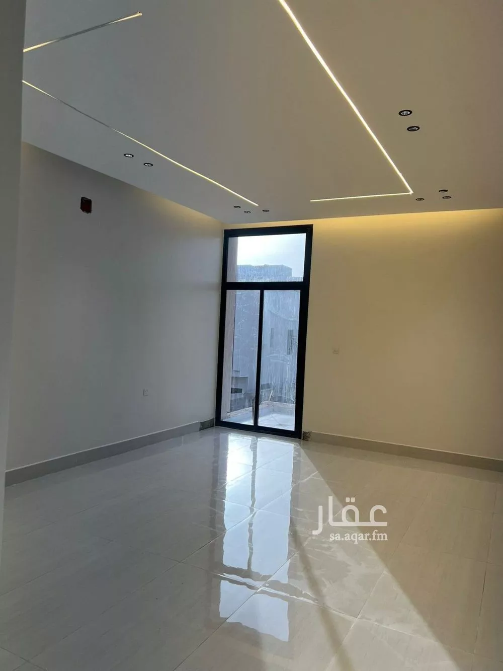 4 bedroom floor in Al Janadriyah 2