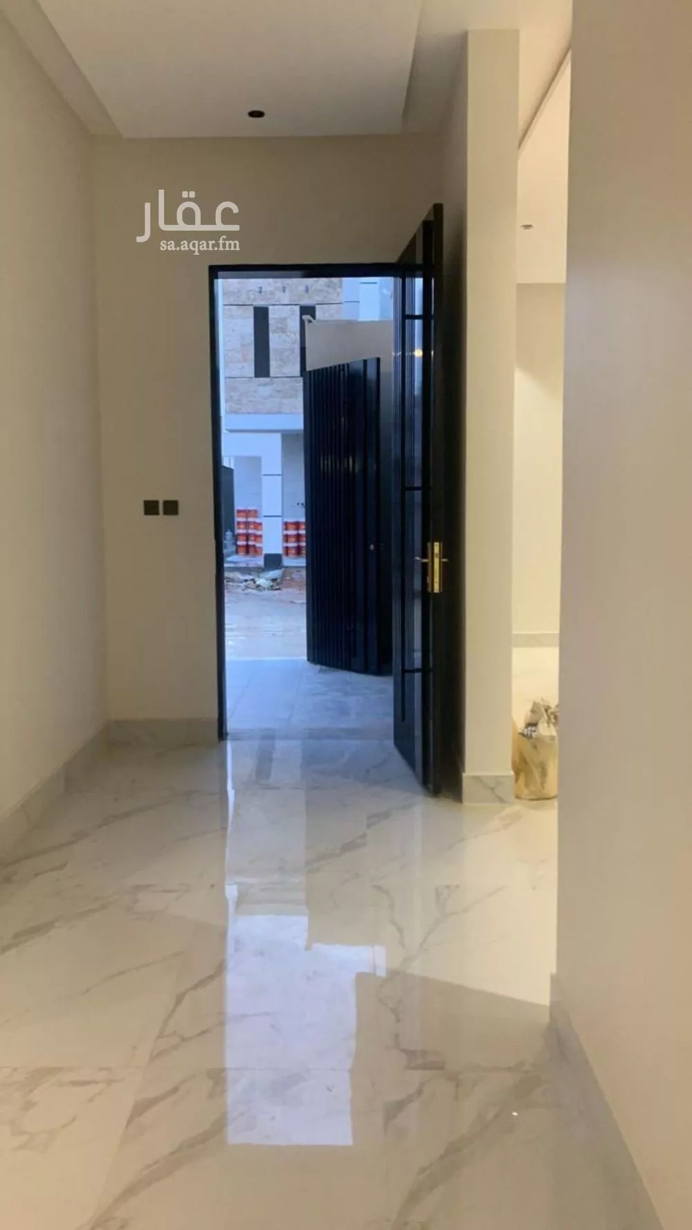 4 bedroom floor in Al Janadriyah 5