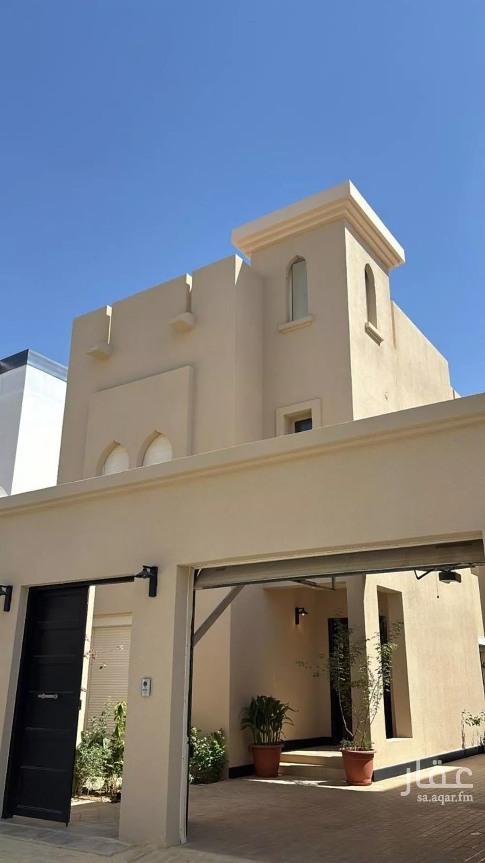 6 bedroom villa in Al Yasmin 5