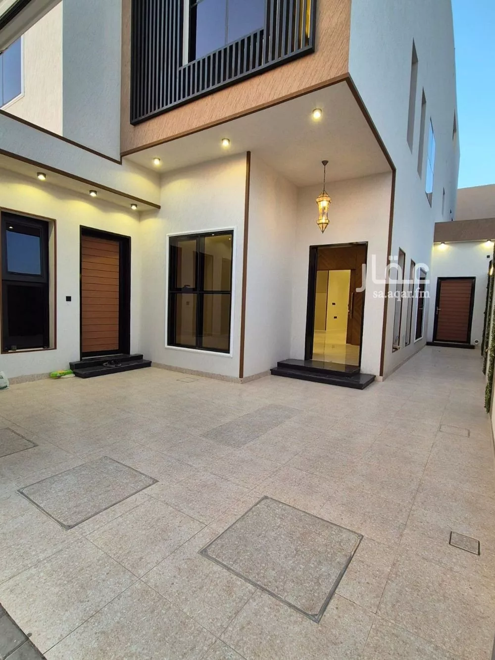 5 bedroom floor in Al Aridh 1