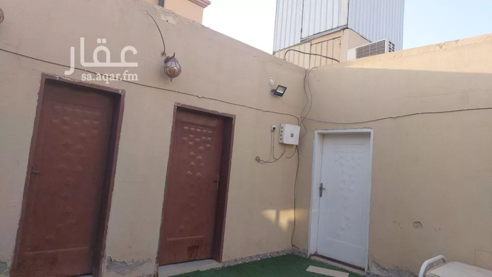 فيلا 9 غرف في النظيم 3