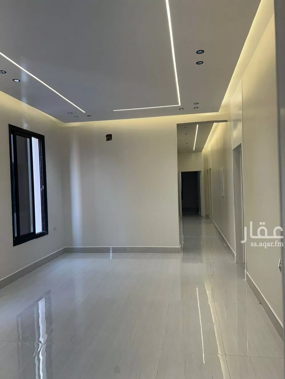 4 bedroom floor in Al Janadriyah 4