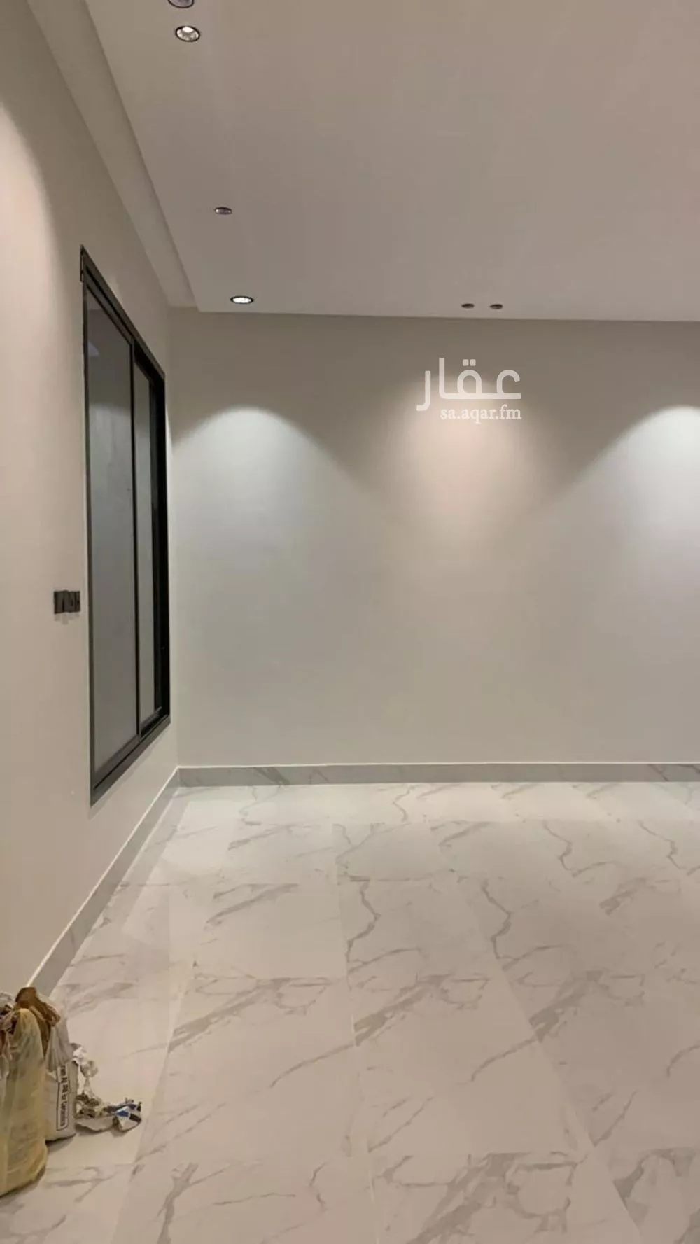 4 bedroom floor in Al Janadriyah 2