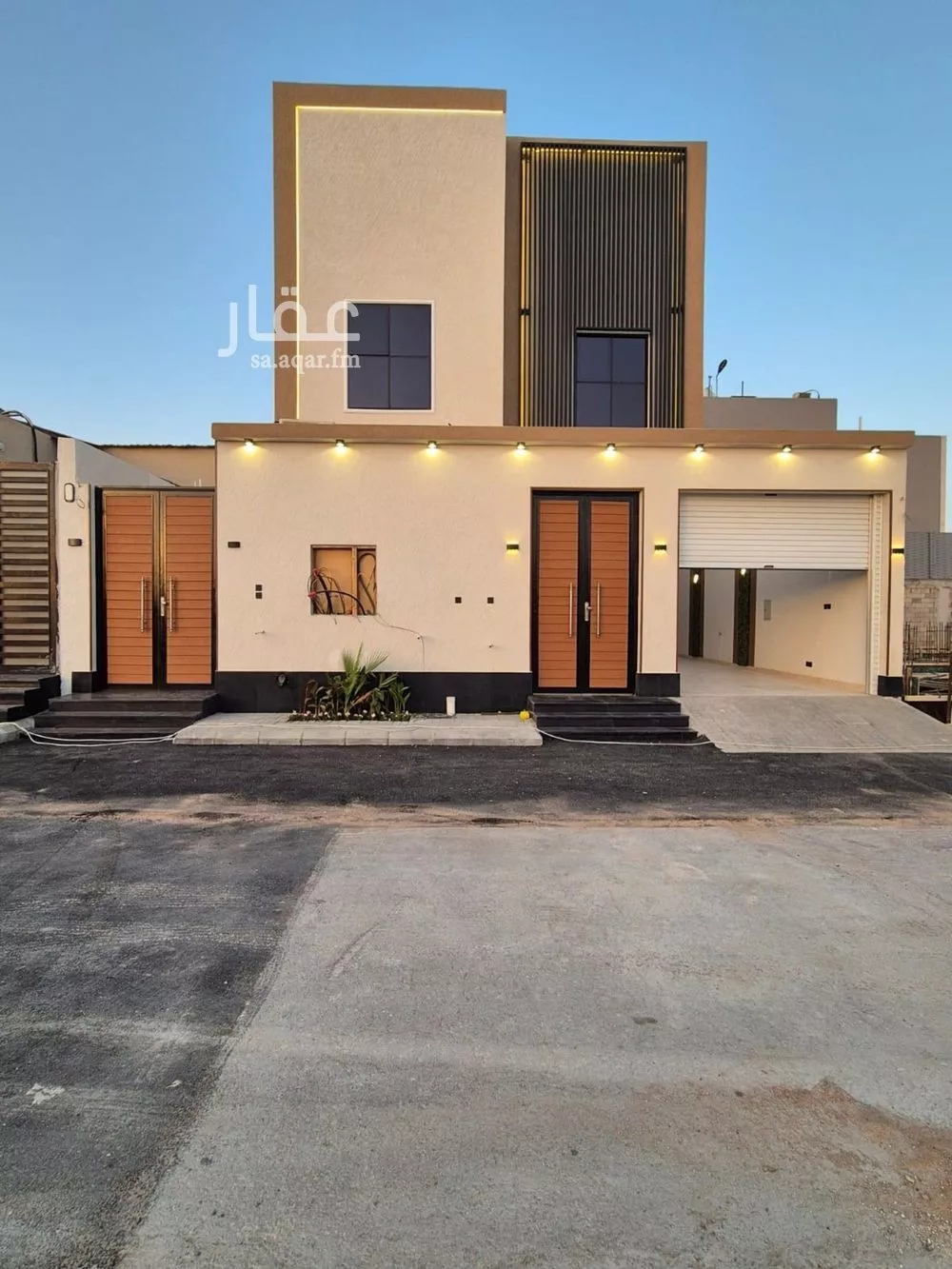 دور 3 غرف في العارض 1