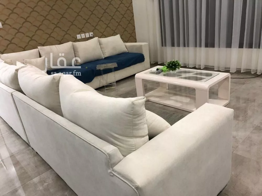 فيلا 5 غرف في العارض 1