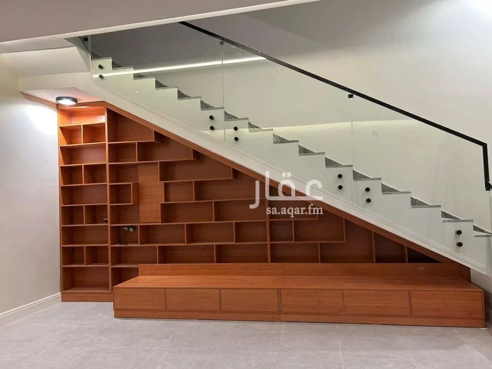 4 bedroom villa in Al Rimal, Riyadh 7