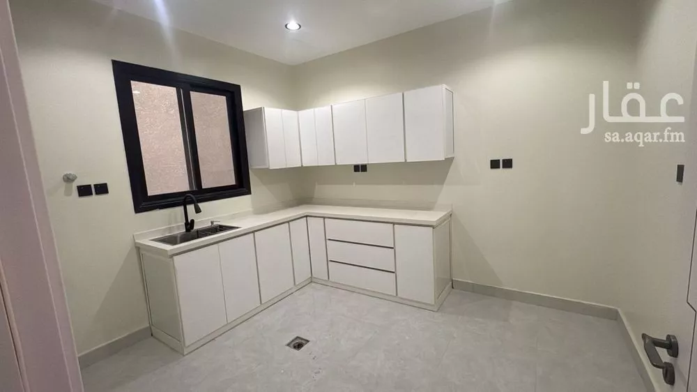 4 bedroom villa in Al Rimal, Riyadh 11