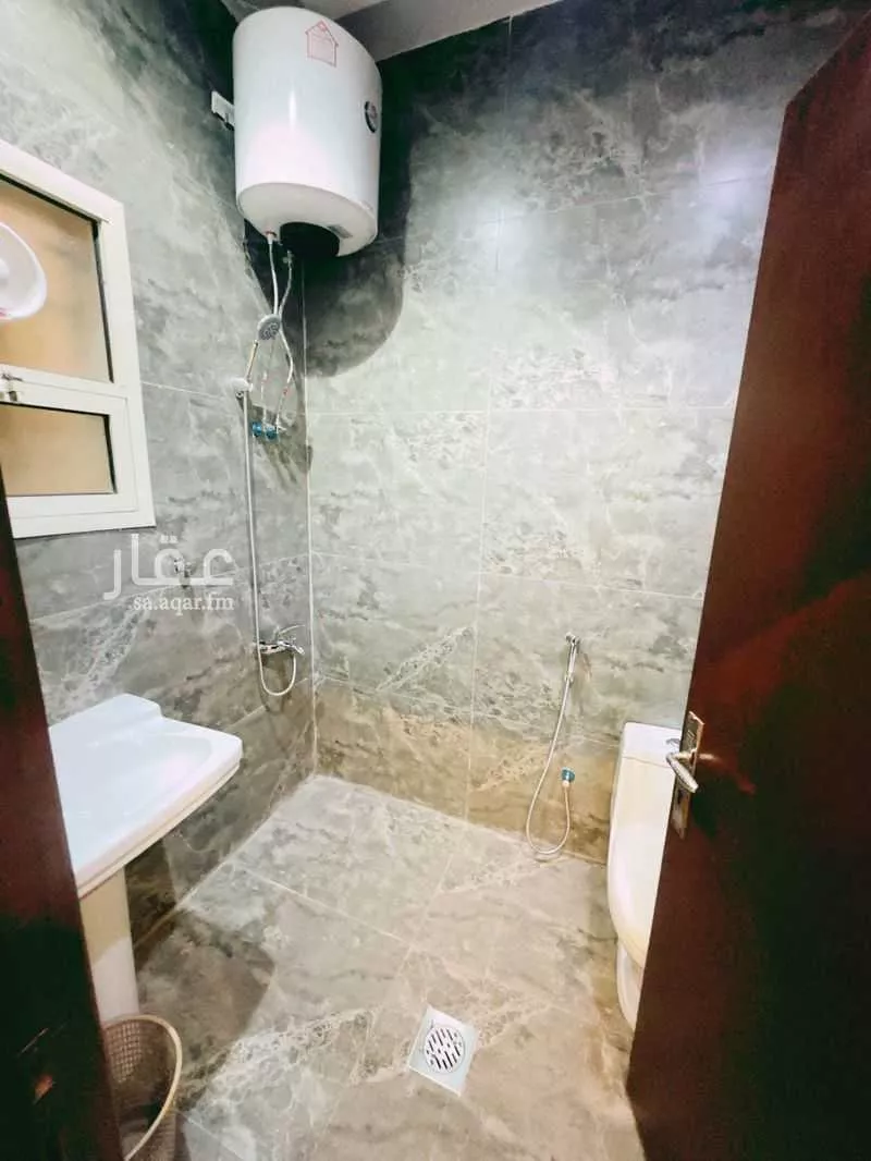 شقة 3 غرف في الملقا 2