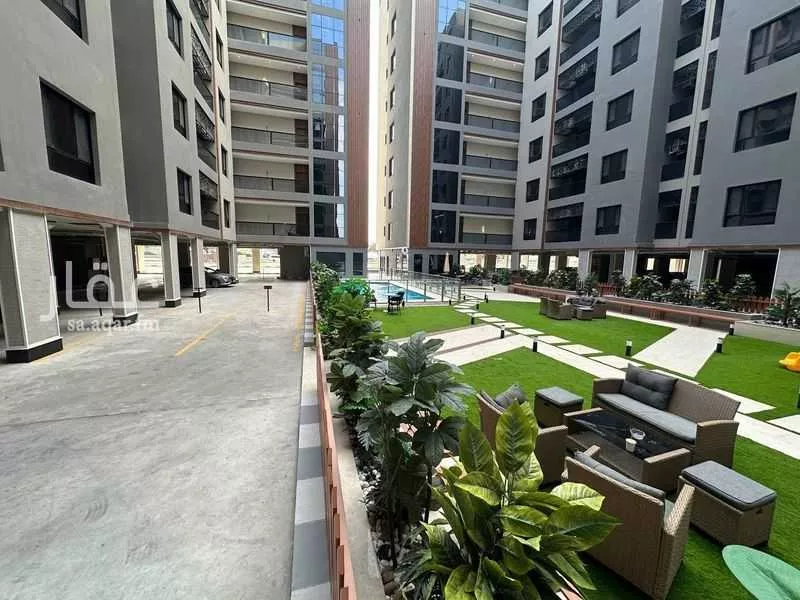 4 bedroom apartment in Al Hamra 4