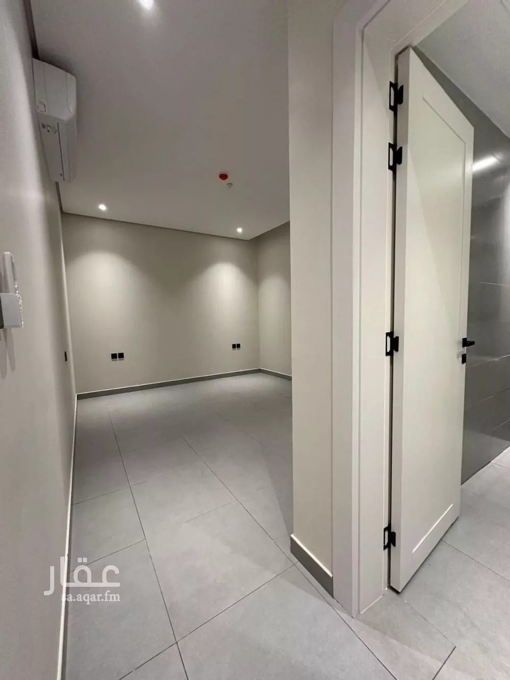 شقة 3 غرف في البحر 1