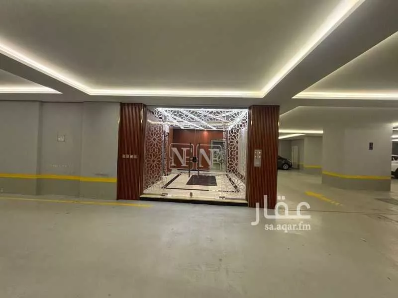 5 bedroom apartment in Ar Rayan, Jeddah 6
