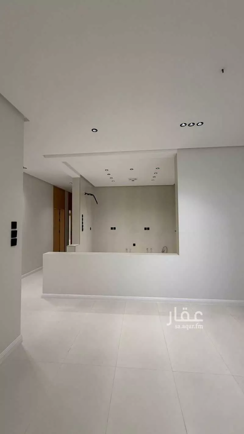 شقة 4 غرف في الريان 5