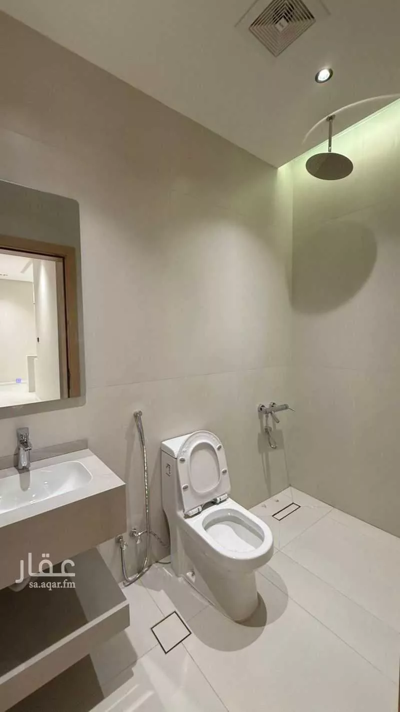 شقة 4 غرف في الريان 3