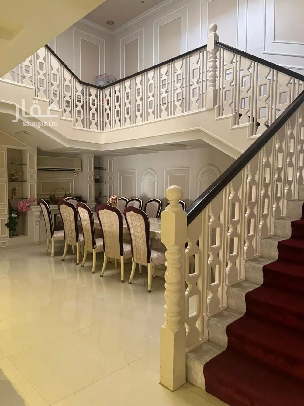 فيلا 5 غرف في الخليج 3