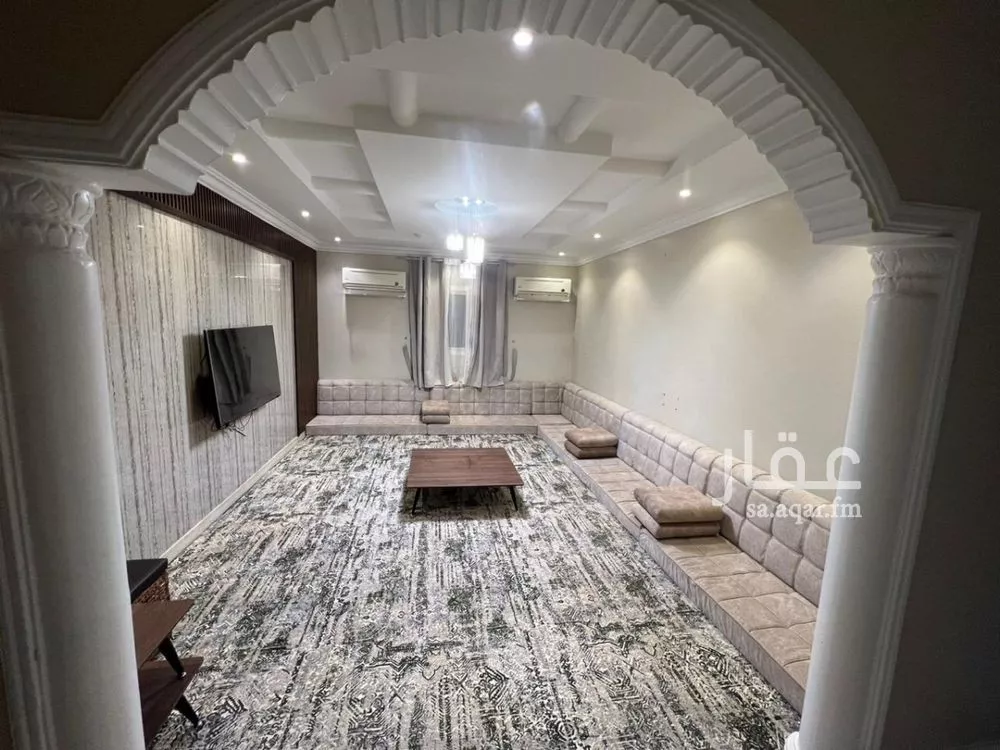 5 bedroom villa in Al Khaleej 3