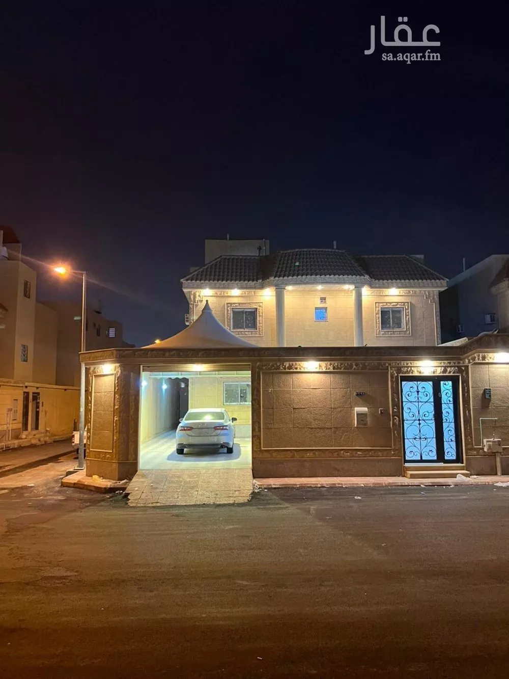 5 bedroom villa in Al Khaleej 1